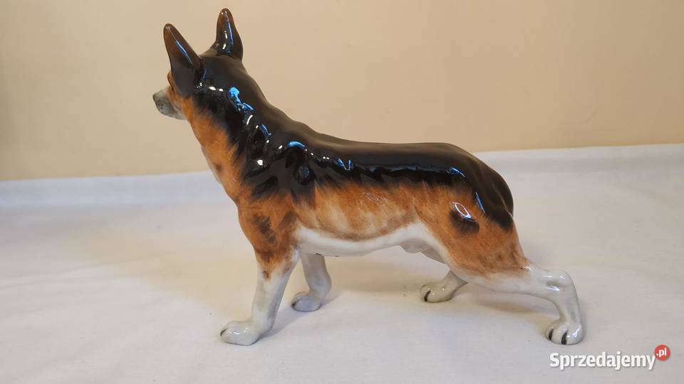 Figurka psa Alsatian Royal Doulton oryginalne Piła