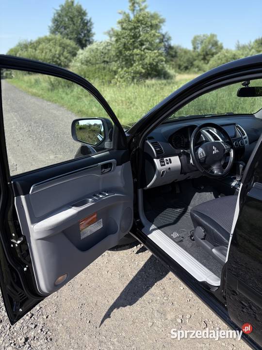 Mitsubishi Pajero Sport 25 DiD 178 2013r 4x4 Samochody osobowe Legnica