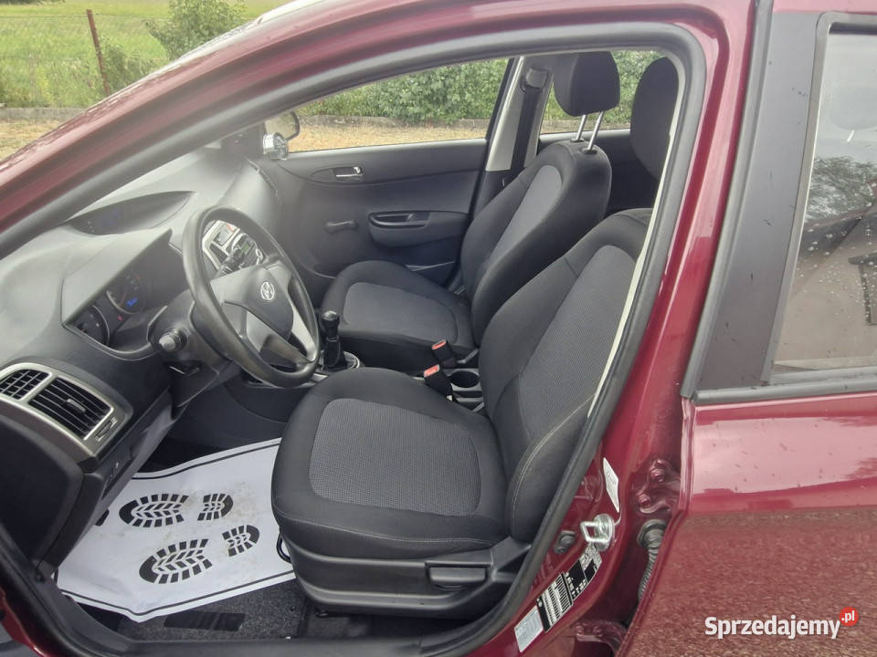 Hyundai i20 12 94150 piękny bordowy z Niemiec benzyna i20