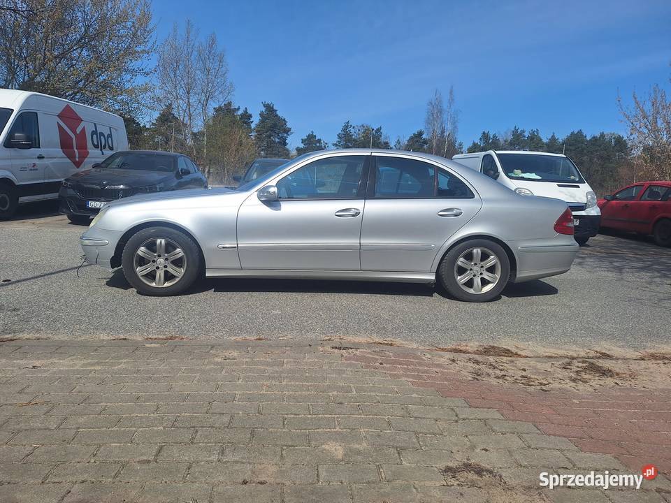 MercedesBenz Klasa E 200 benzyna 2004r Automatik Toruń