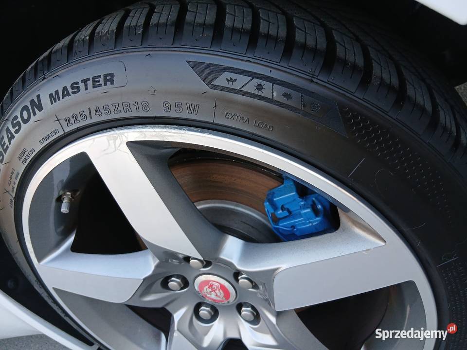 Jaguar XE 20 Panoramadach Automat Biała perła z Sedan / Limuzyna