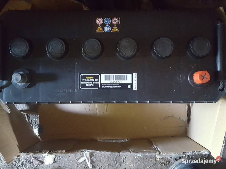 Akumulator John Deere StrongBox 12V 110Ah 850A Lewin Brzeski