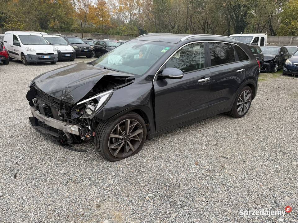Kia Niro 16Hybryda 105 Zagórz sprzedam