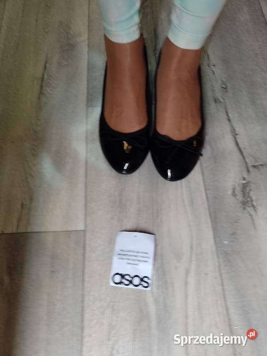 40 ASOS Design Czarne lakierowane czółenka Kraków