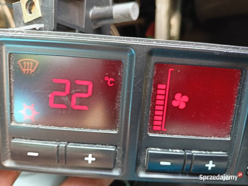 Klimartonik 8L0 820 043 B Audi A4 B5 a9 osobowe Panele sterowania, przełączniki Myszków