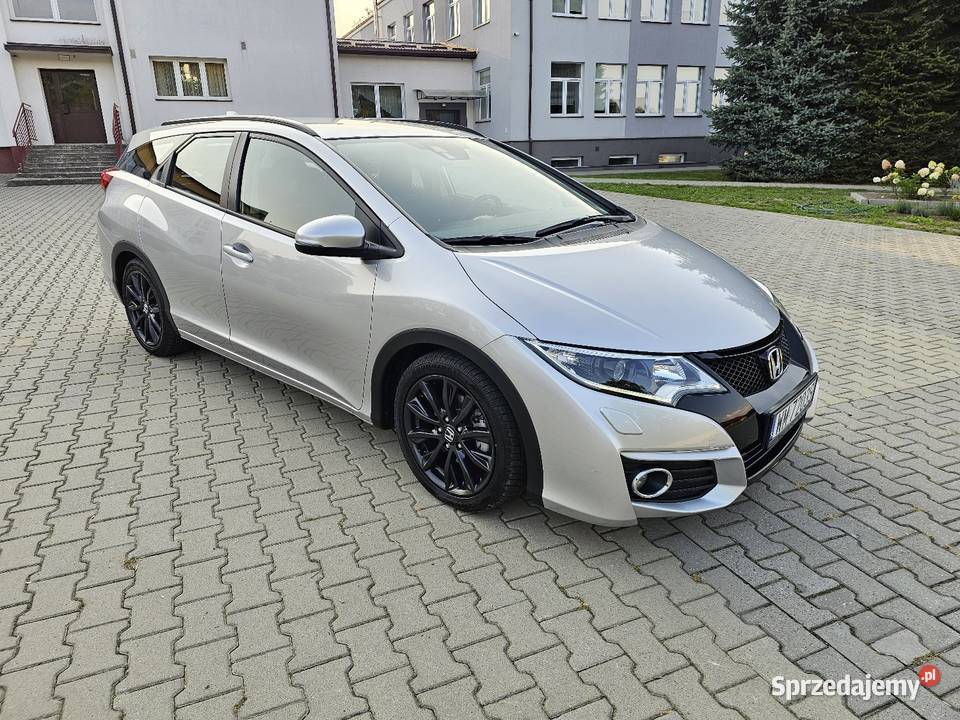 Honda Civic IX kombi 18 VTEC 2015r lubelskie Krynice
