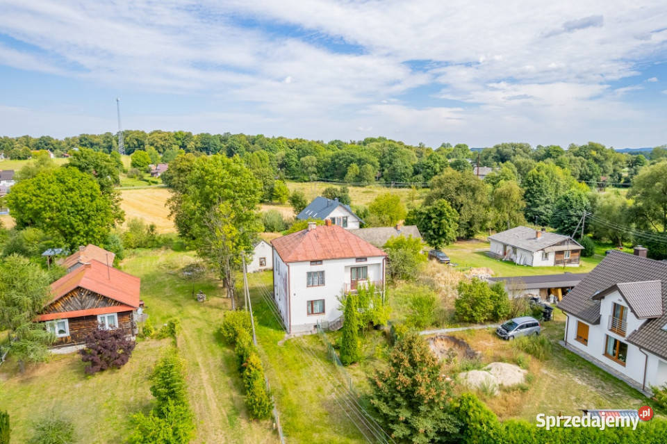 Słoneczny dom położony w spokojnej okolicy Narol 1900m2 Lubaczów
