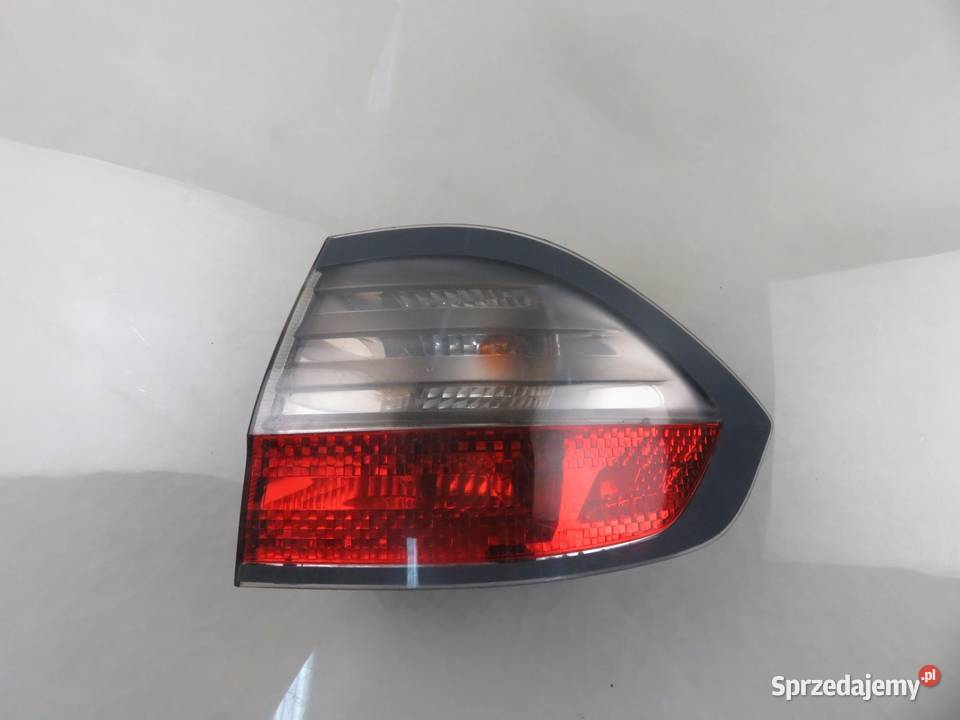 LAMPA PRAWA TYLNA FORD S I WA6 osobowe sprzedam