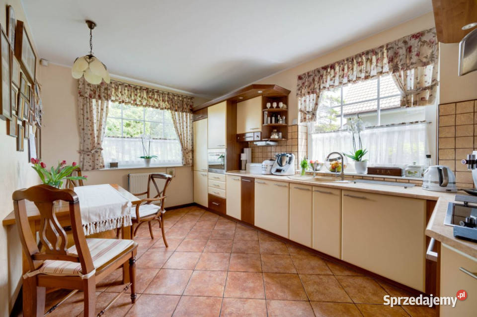 sprzedaży domu wolnostojącego 300 metrów Rumia wolnostojący