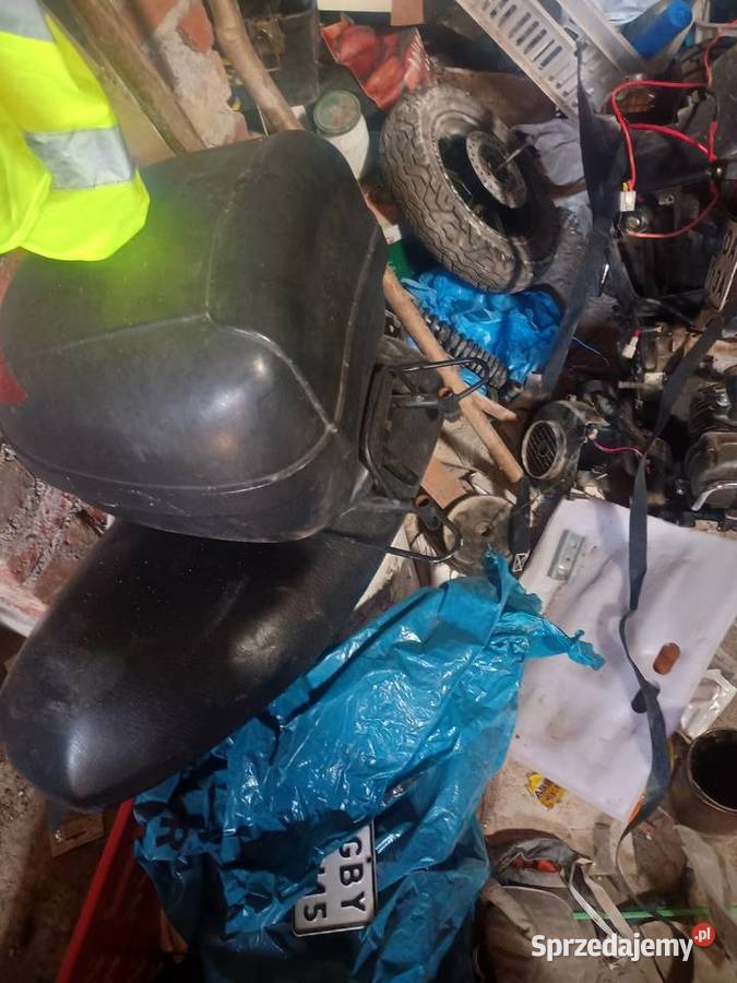 Sprzedam 3 moduły 3 akumulatory i 2 silniki do 80KM Wierszyno