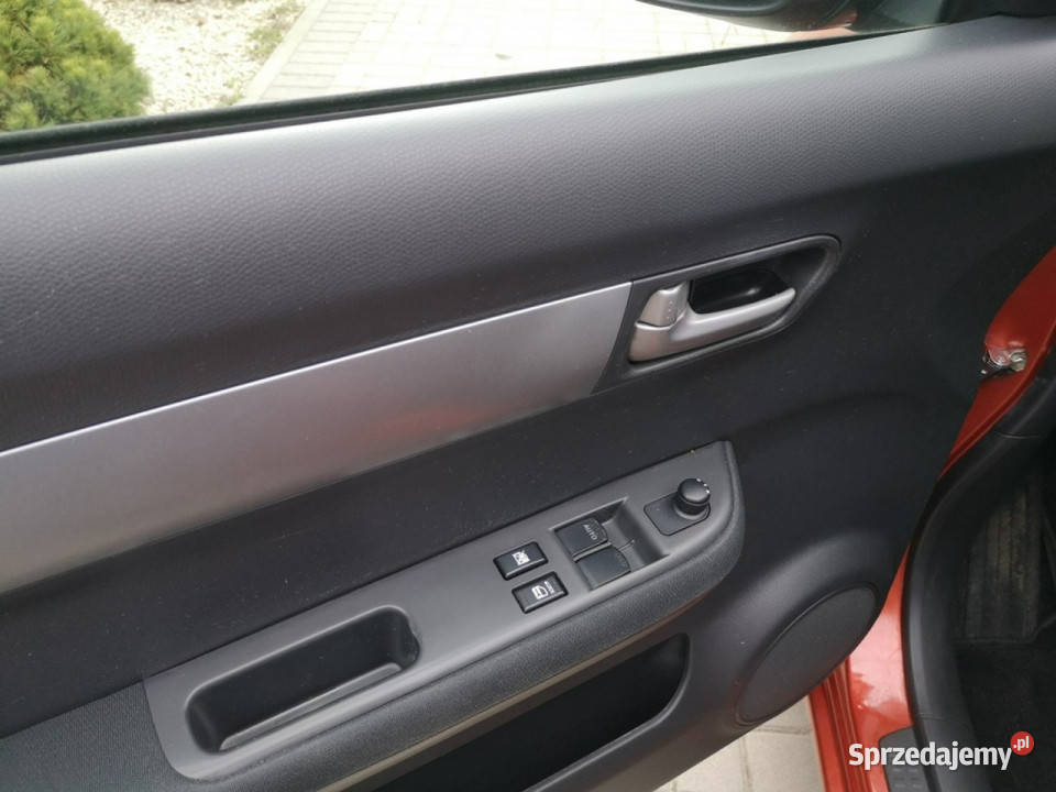 Suzuki Swift 1328 16v 92 Klimatyzacja Alu Felgi klimatyzacja Strzegom