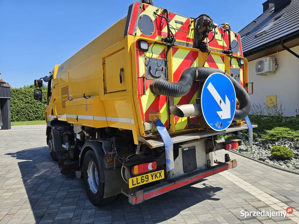 DAF LF 55230 Zamiatarka dwustronna SCARAB MAGNUM
