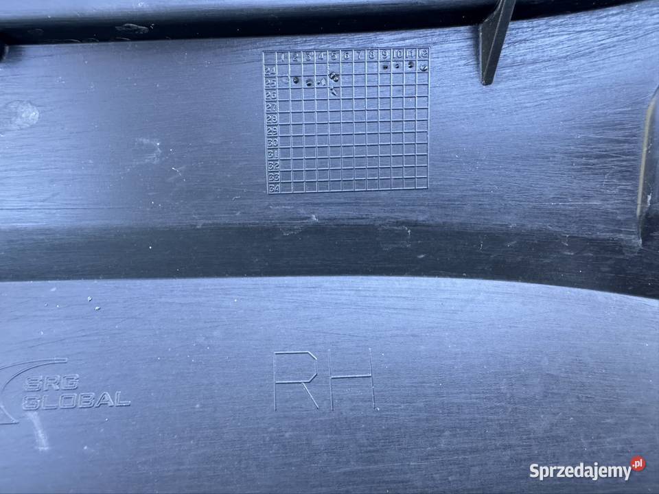 Listwa drzwi tył prawa rh skoda enyaq 5LG854950 Międzychód