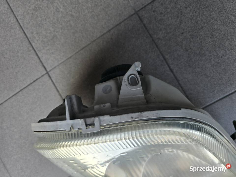 Reflektor prawy Renault Mascott 2007r lampa Frydek