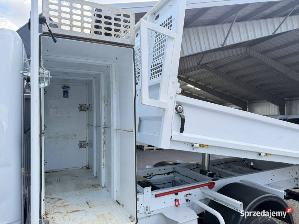 Renault Master Wywrotka Bliźniak 2022r lift Renault Warszawa sprzedam