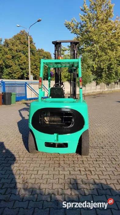 Mitsubishi FD45K Spalinowy wózek widłowy 45 ton