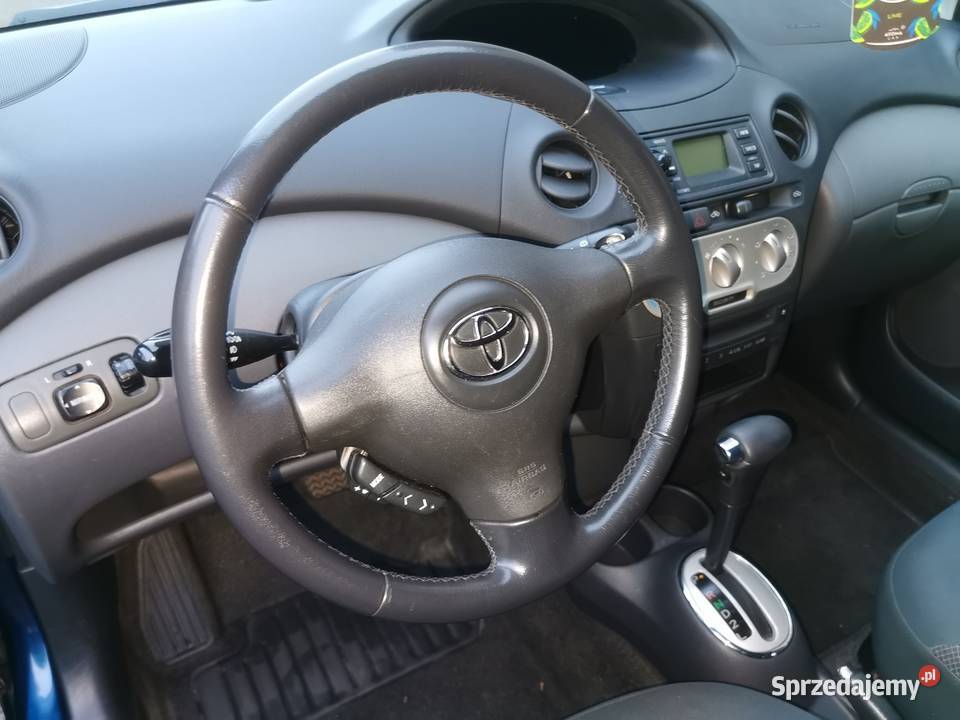 Toyota Yaris salon Polska wielkopolskie Mosina