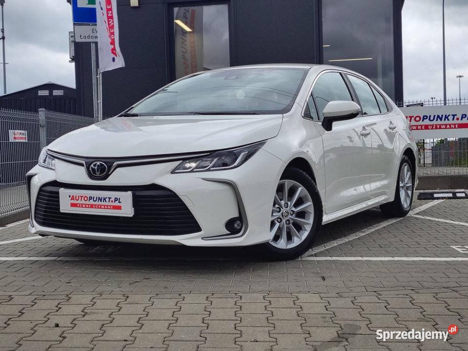 Toyota Corolla 2022r Salon Kamera cofania FV23 1 Poznań