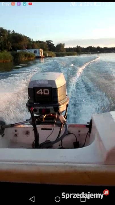 Motorówka do remontu40hp Karsibór