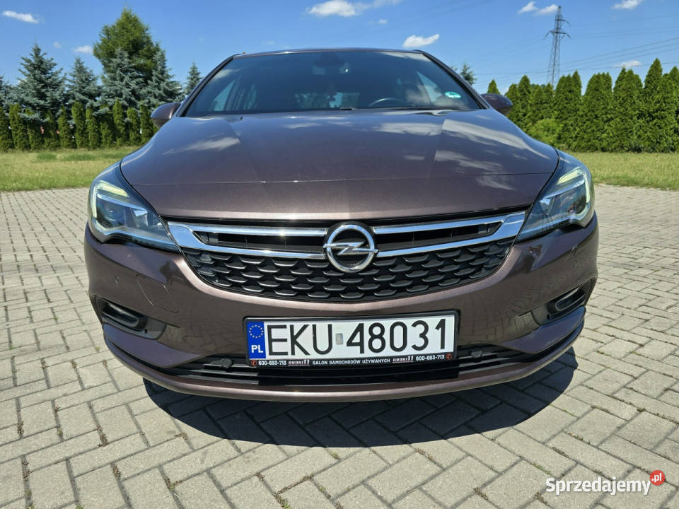 Opel Astra 14Turbo benz NavigacjaKamCofaniaPodg centralny zamek Kutno