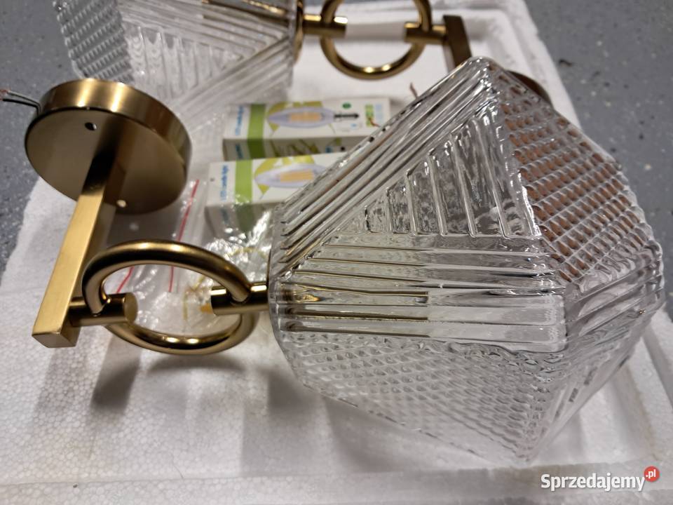 Sprzedam 2 nowe piękne kinkiety klosze ze szkła Kinkiety Sandomierz sprzedam