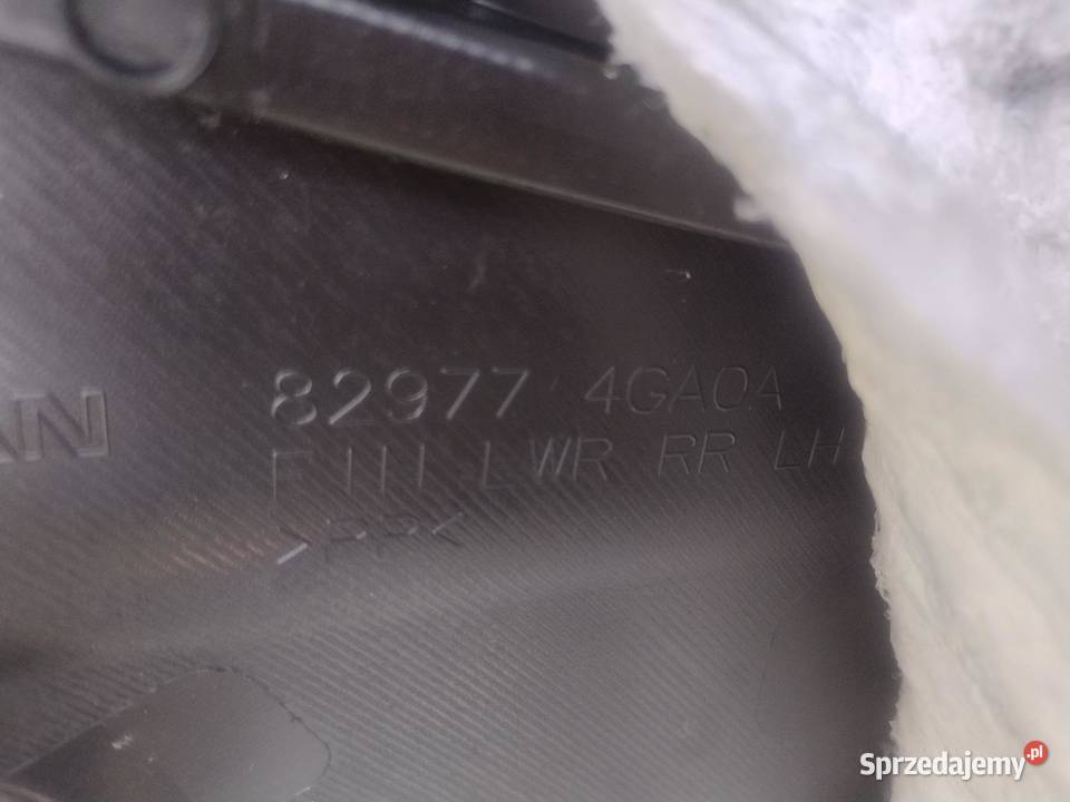 BOCZEK DRZWI LEWY TYL INFINITI Q50S 829774GA0A