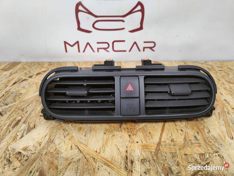 Kratka Nawiewu Suzuki Splash 7361051K00S1S Pleszew sprzedam