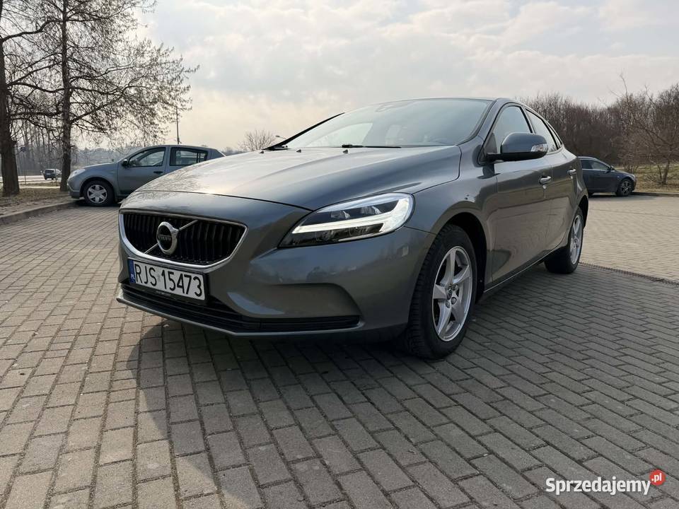 Volvo V40 Lift 20 D2 2018 Ledy podkarpackie Jasło