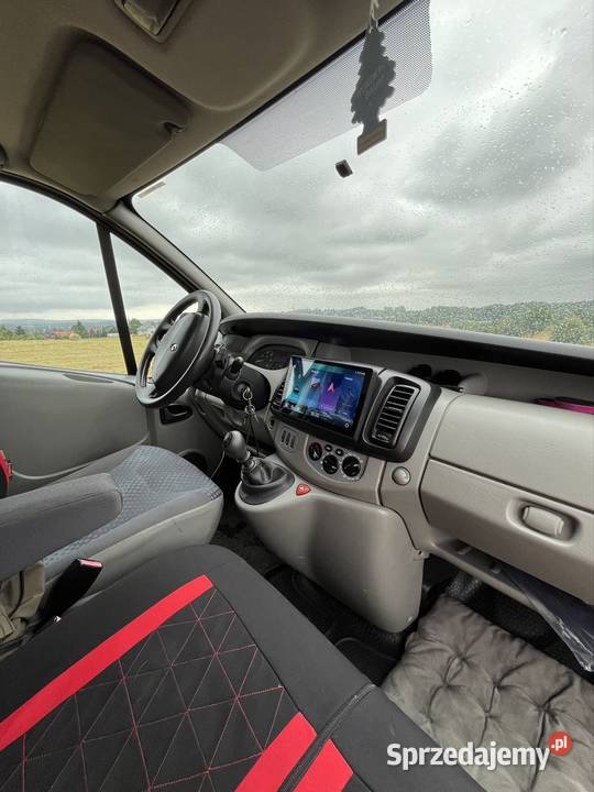 Renault Trafic 2009 Long z hakiem klima Prywatny TV dolnośląskie Olszyna