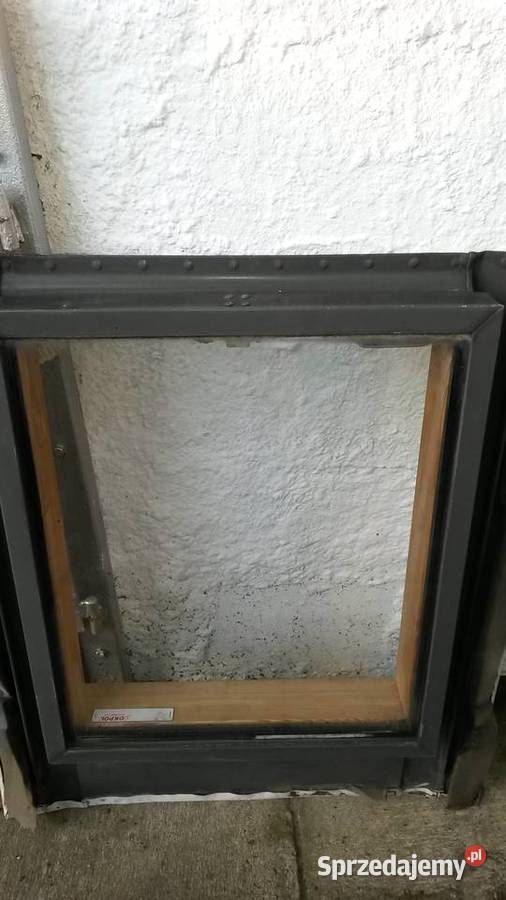 WYŁAZ DACHOWY OKPOL VERSA Poznań sprzedam