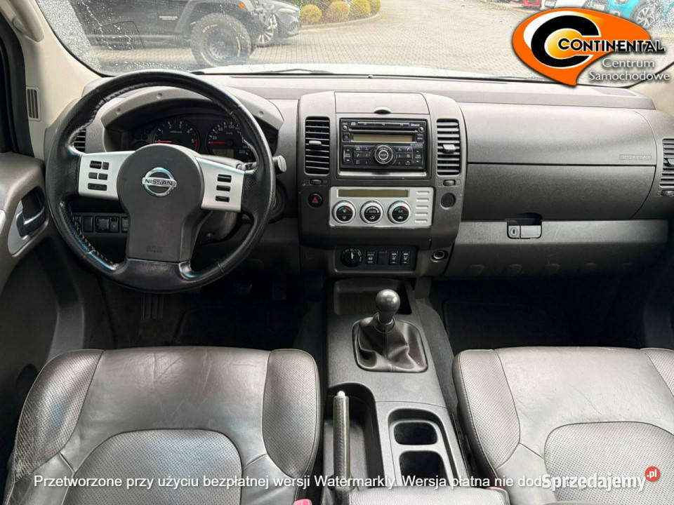 Nissan Navara Pełne wyposażenie III 20052014