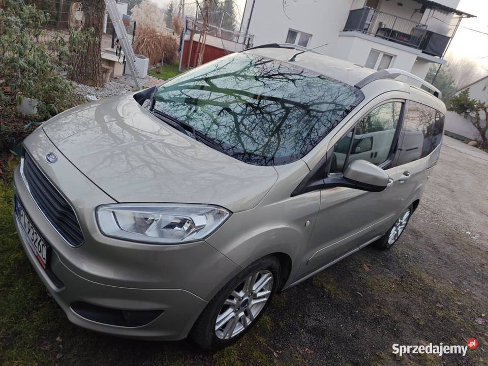 Ford Tourneo Courier 10 EcoBoost Titanium Jędrzejów