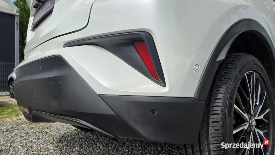 Toyota CHR 18 HSD SELECTION Bezwypadkowy Blisy