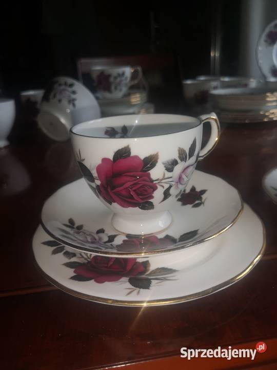 Filiżanka i talerzyk biskupiojasna róża Gdańsk