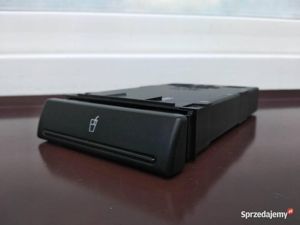 Audi A6 C5 cupholder uchwyt na kubki napoje sprzedam