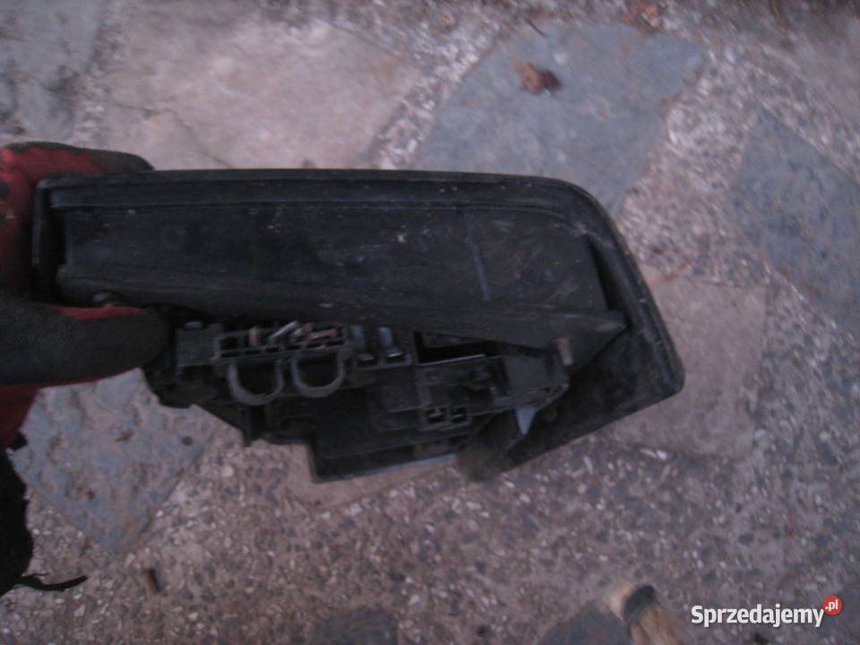 lampa tylna prawa kaseta oprawka Volkswagen Golf Kraków sprzedam