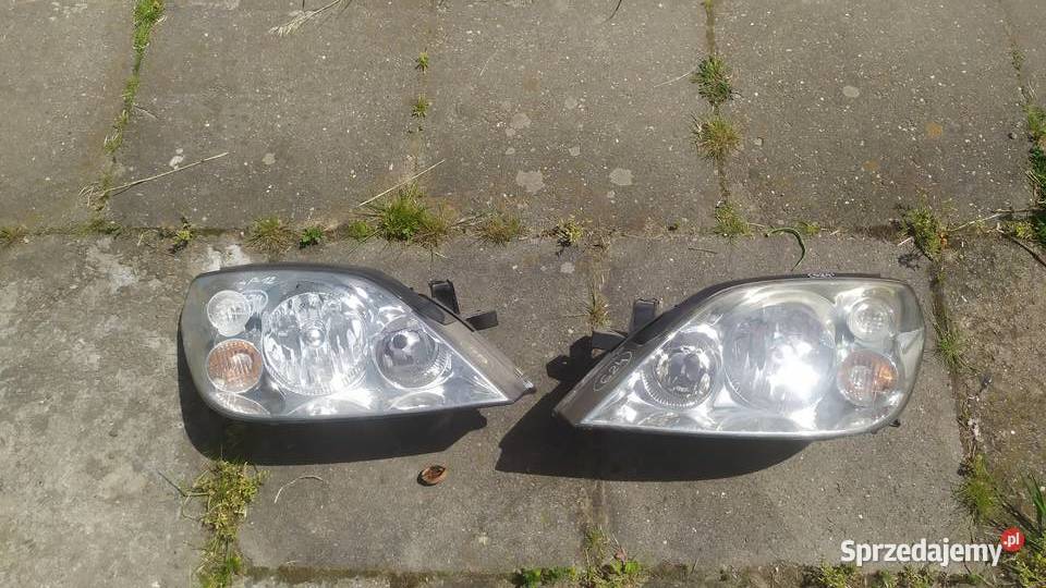 Nissan Primera P12 2003 2008 lampa prawa lewa Byków