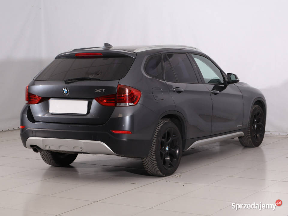 BMW X1 xDrive18d radio