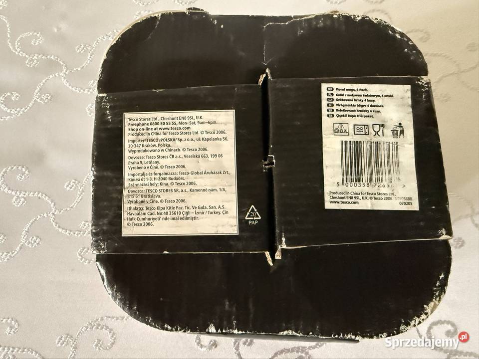 Zestaw 4 kubków ceramicznych Tesco 300 ml