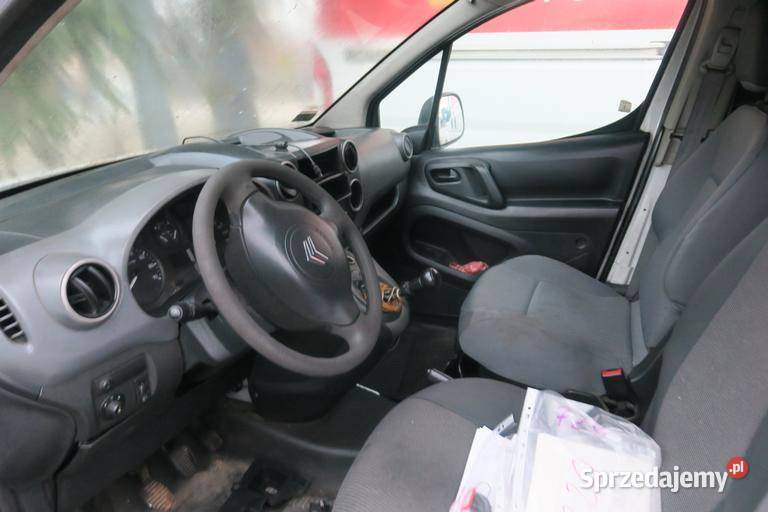 CITROEN BERLINGO 2011 156000 ccm 75 Warszawa
