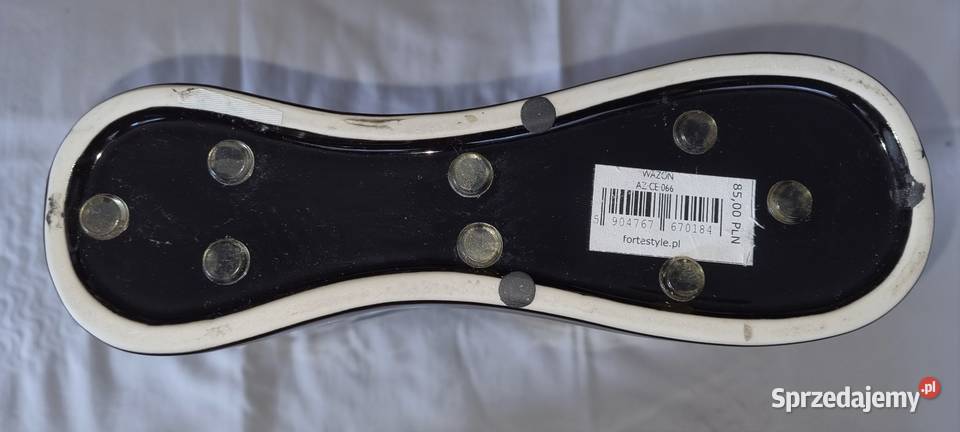 Super nowoczesny wazon w czarnym kolorze Forte czarny Dekoracje i ozdoby Warszawa