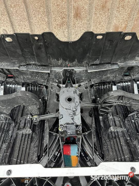 Gril atrapa roleta BMW X7 osobowe Poznań