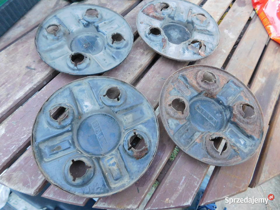 Metalowe dekielki Kołpaki fiat126p 4SZTUKI bez