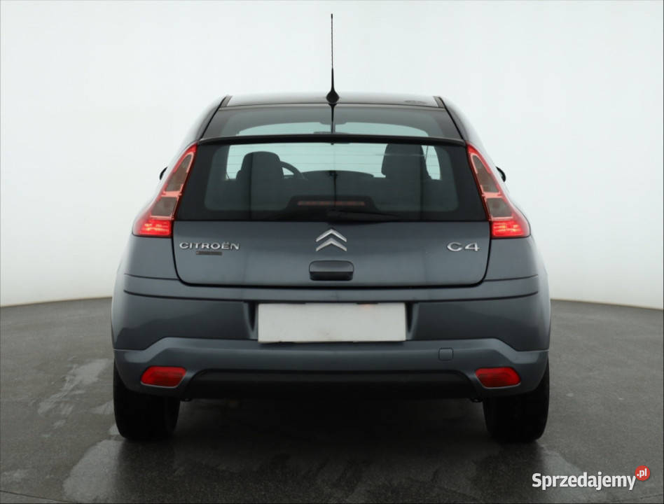 Citroen C4 16 HDi światła przeciwmgielne