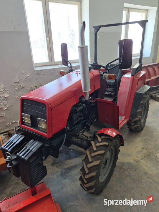 Ciągnik rolniczy Pronar MTZ320 dostępny w Opoczno