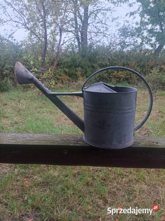 Konewka metalowa ogrodowa Sterdyń