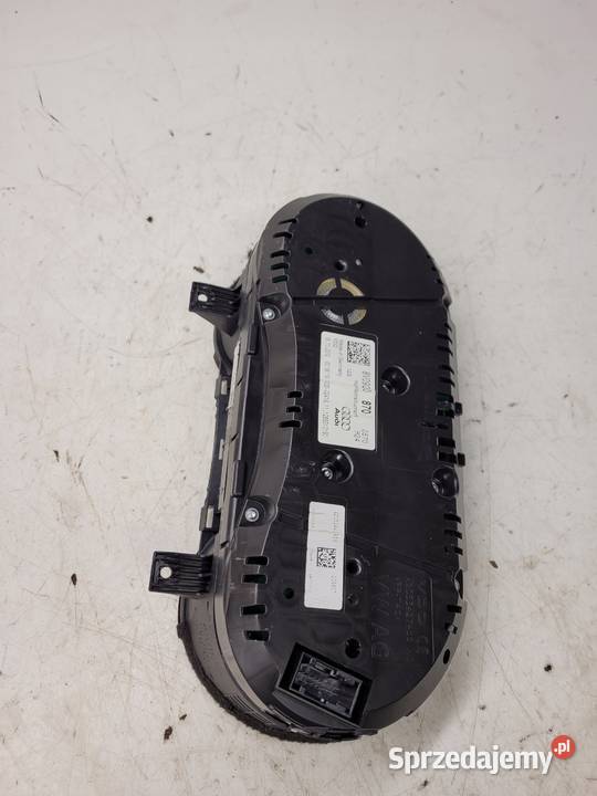 LICZNIK ZEGARY AUDI A3 8V 14 TFSI 8V0920870 EU Przystajń