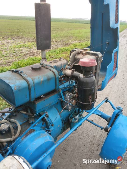 Sprzedam lantz buldog 2016 z silnikiem c330 opolskie Kórnica