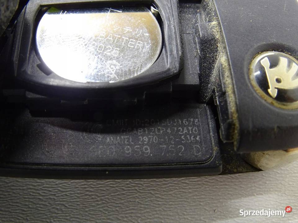 KLUCZYK PILOT 3T0837202H 434 Mhz SKODA FABIA II osobowe sprzedam