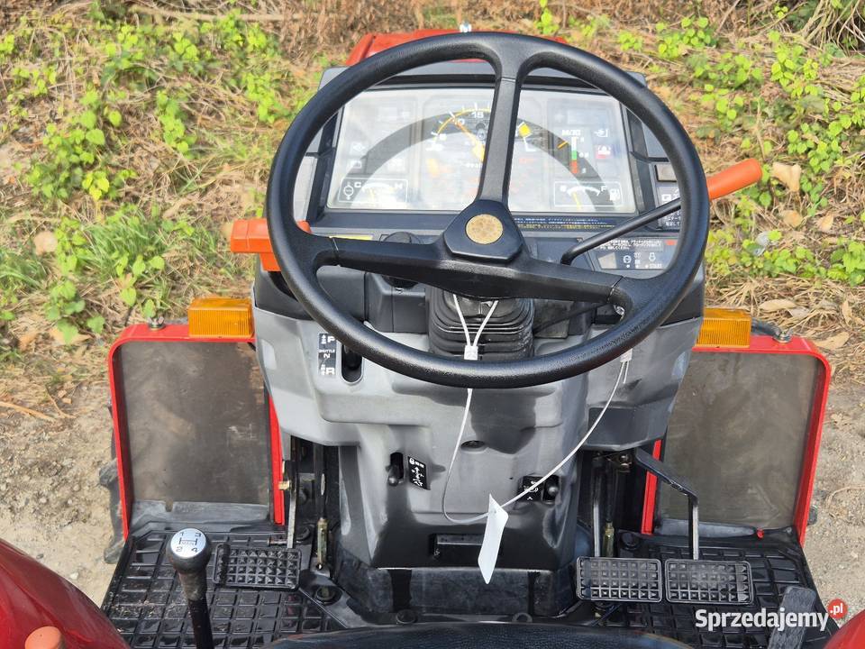 Traktorek traktor MITSUBISHI MT245D 24 44 Małuszyn